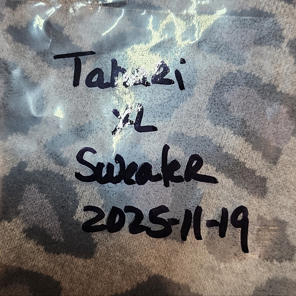 Tahari Leopard Print Sweater Top Gray Black Purple Animal Print Women’s XL - Picture 8 of 8